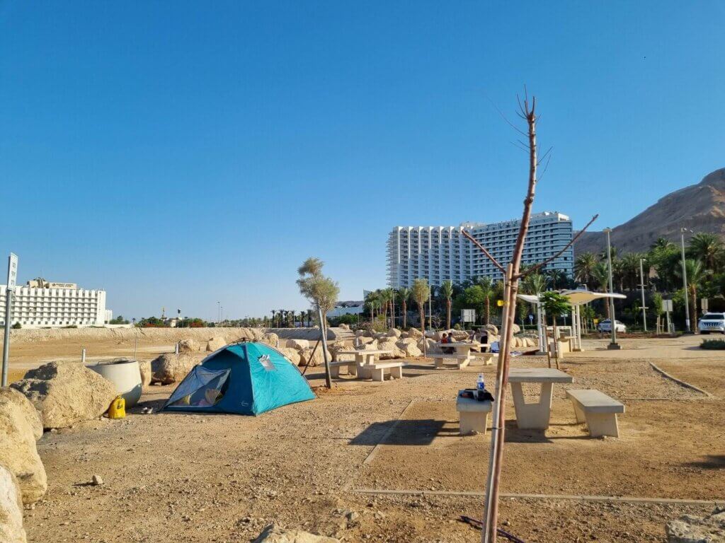 Pitch your tent at Ein Bokek Dead Sea